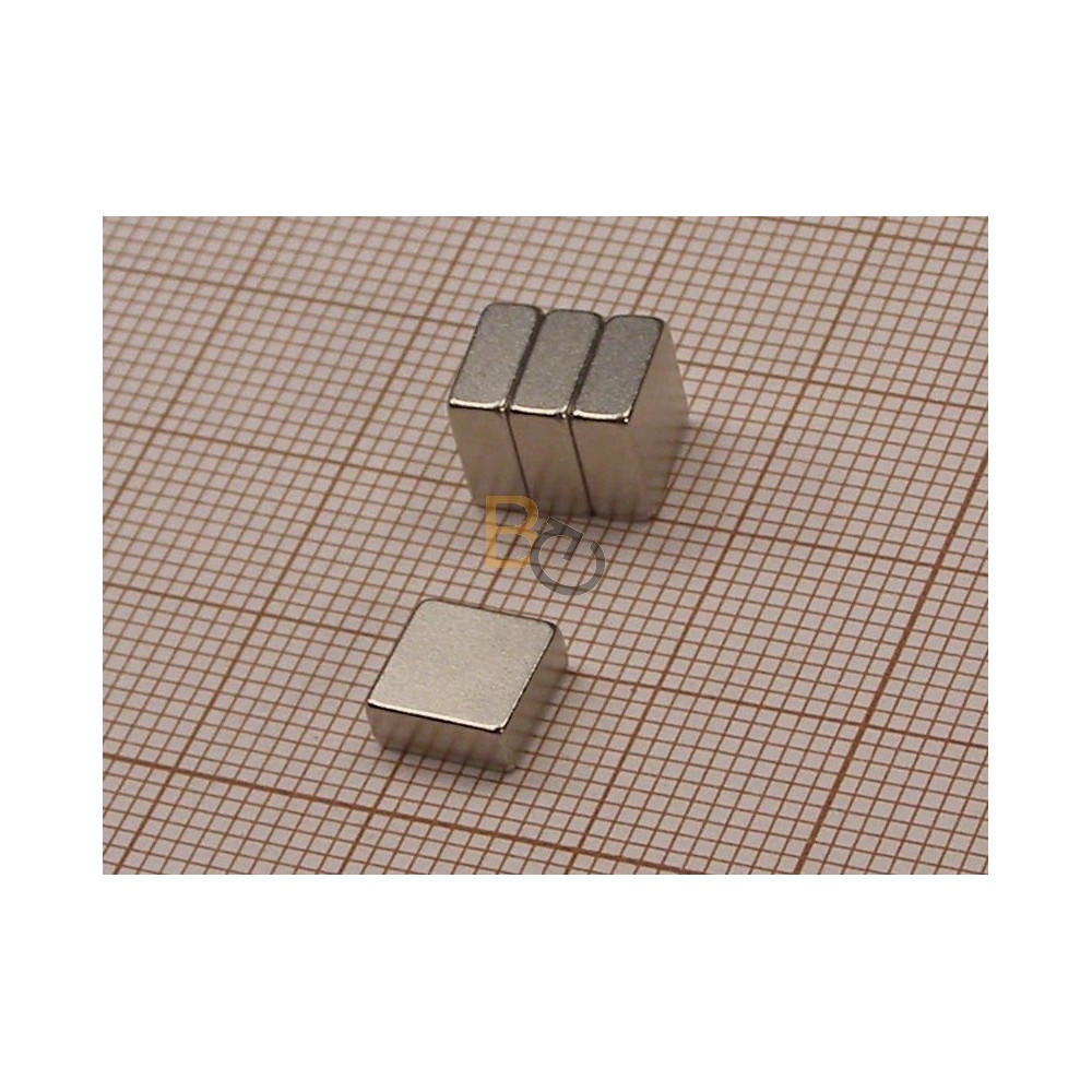 Magnes neodymowy do tablic szklanych Naga i Nobo 7x7x3 mm