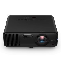 Projektordo BenQ LK835ST