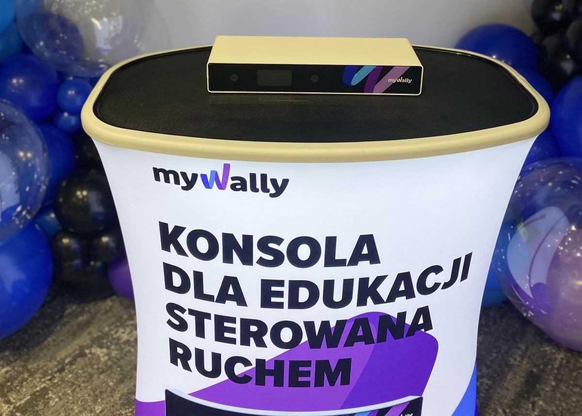 MyWally - konsola dla edukacj sterowana ruchem