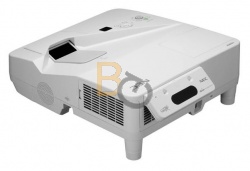 Projektor ultrakrótkoogniskowy NEC UM330Xi